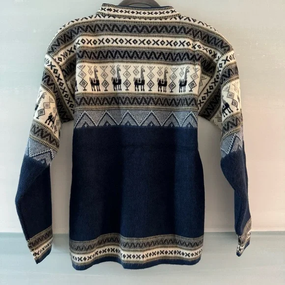 NWOT Alpaca Wool Sweater with Andean Llama Design Medium - Picture 2 of 16